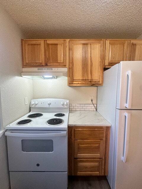 Apartment for rent at 17450 SE Powell Blvd, Portland, OR 97236