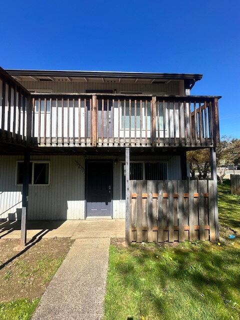 Apartment for rent at 17450 SE Powell Blvd, Portland, OR 97236