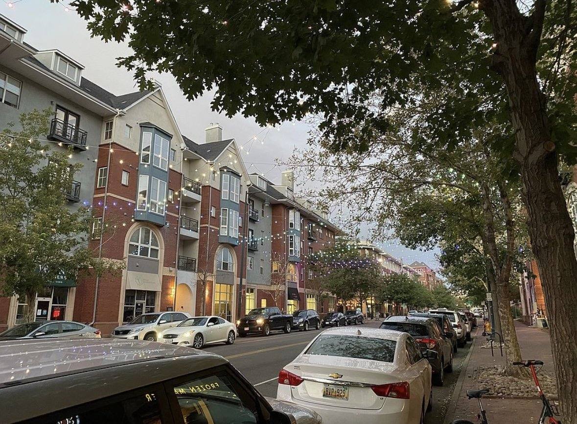 Apartment for rent at 1950 N Logan St #907, Denver, CO 80203