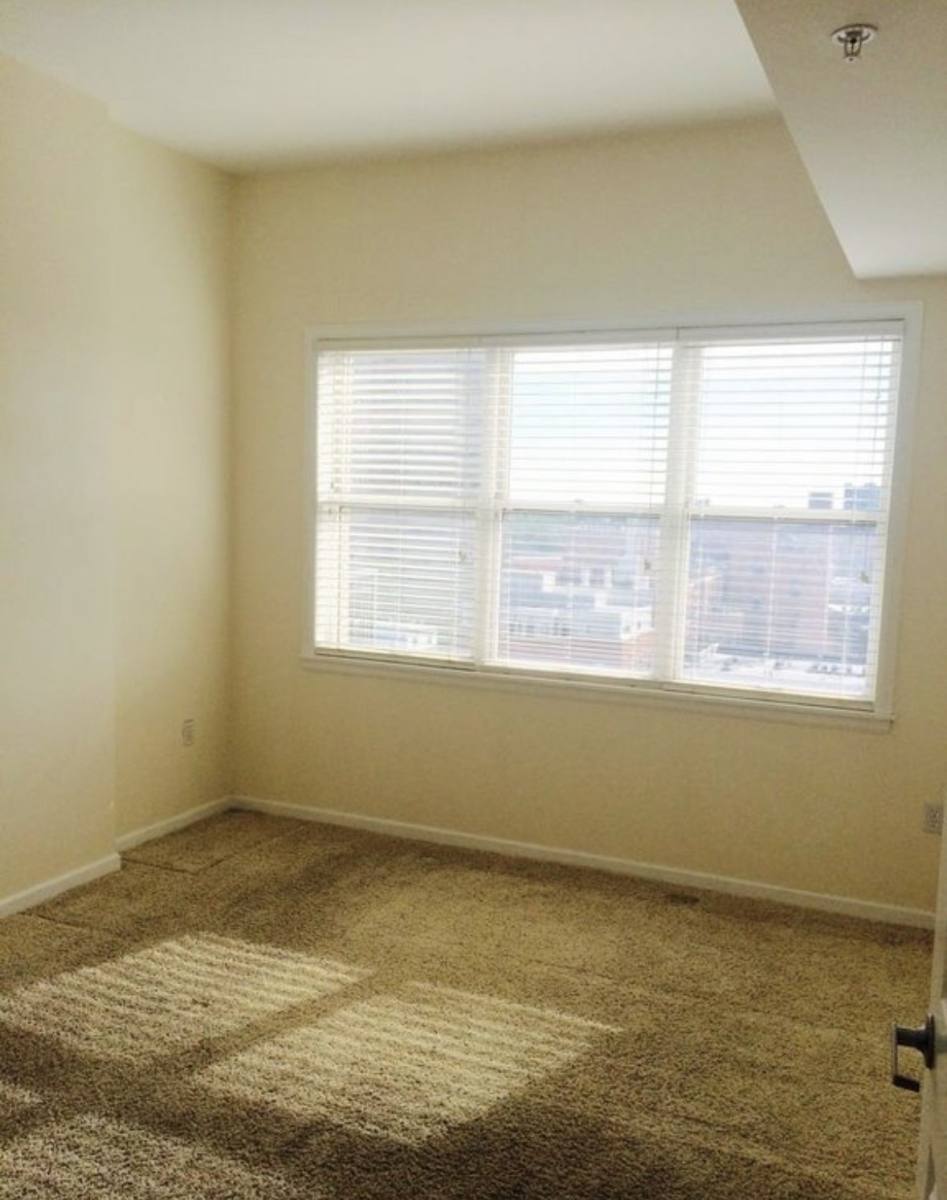 Apartment for rent at 1950 N Logan St #907, Denver, CO 80203