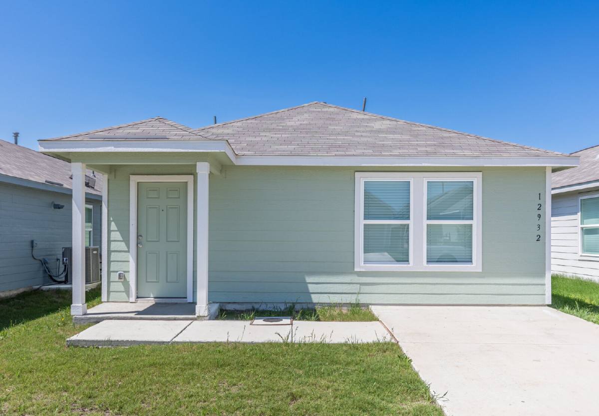 House for rent at 12932 Lake Fryer, Saint Hedwig, TX 78152