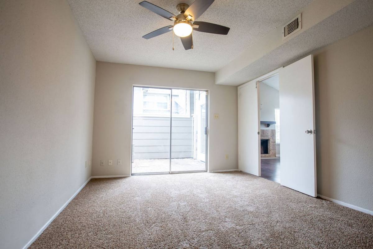 Townhouse for rent at 6392 Peacock Hills Dr, Houston, TX 77035