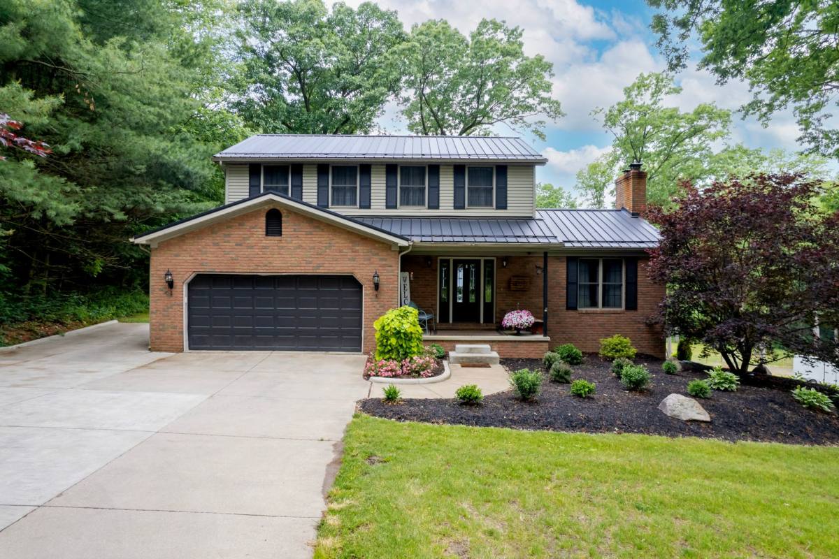 House for rent at 9990 Fraze Rd, Marshallville, OH 44645