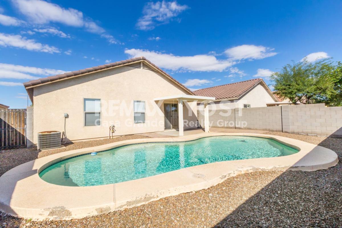 House for rent at 645 W Jardin Dr, Casa Grande, AZ 85122