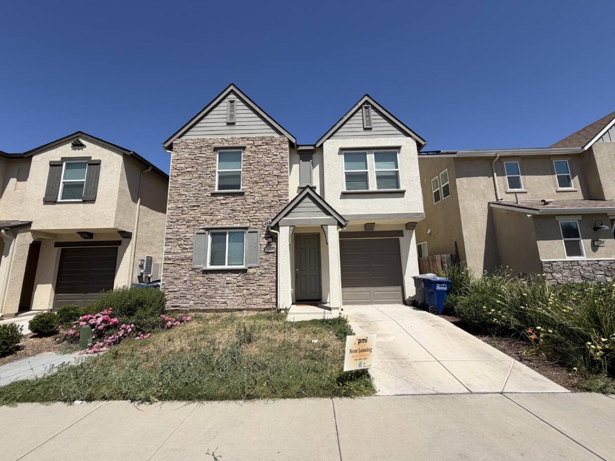House for rent at 351 Sullivan Dr, Merced, CA 95348