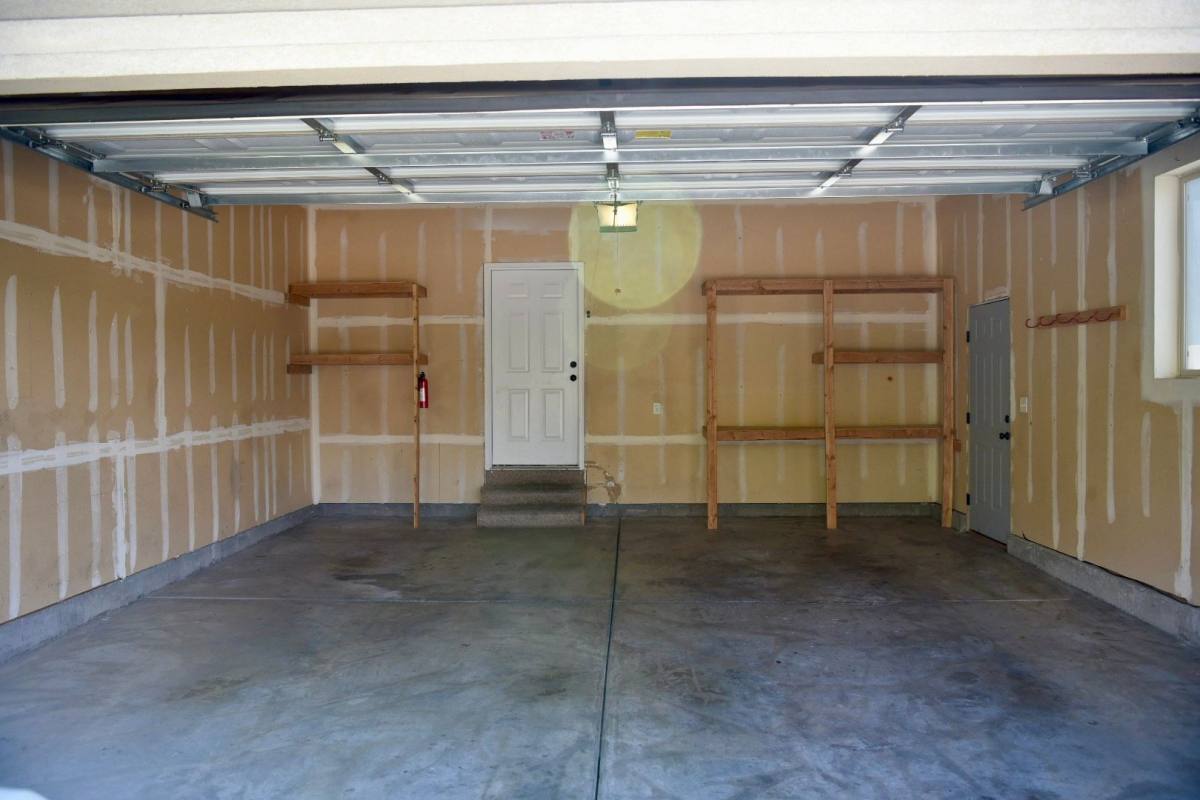 House for rent at 1034 Cinnamon Ridge Lane, Provo, UT 84606