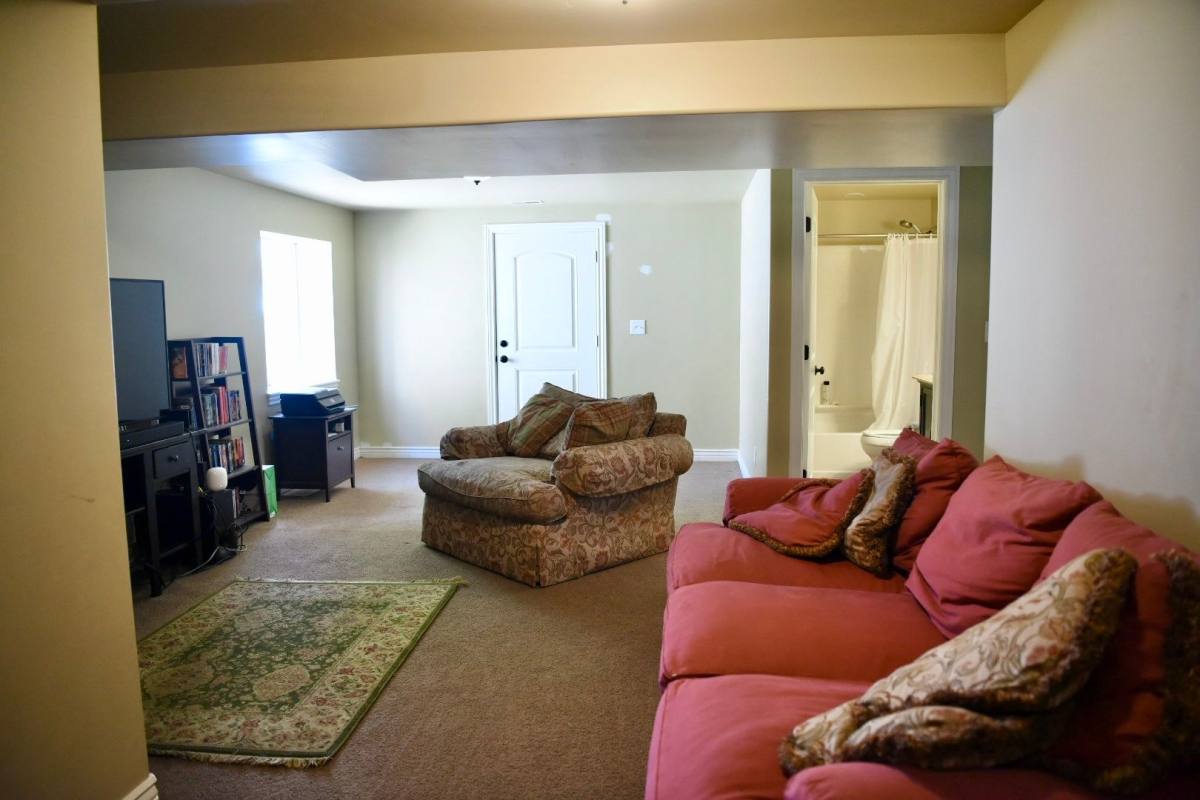 House for rent at 1034 Cinnamon Ridge Lane, Provo, UT 84606