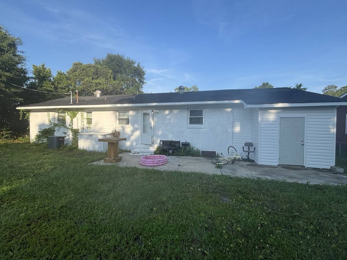 House for rent at 222 Wood Dale, Wilmington, NC 28403