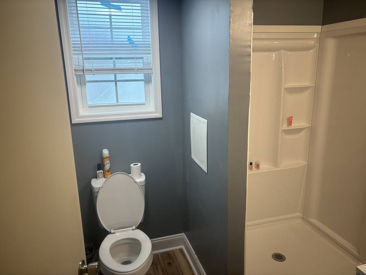 House for rent at 222 Wood Dale, Wilmington, NC 28403