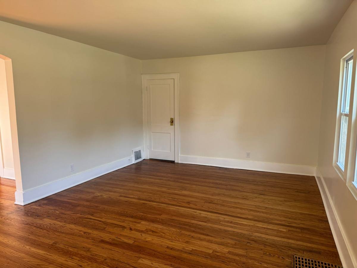 Apartment for rent at 2708 Faraon St, Saint Joseph, MO 64501