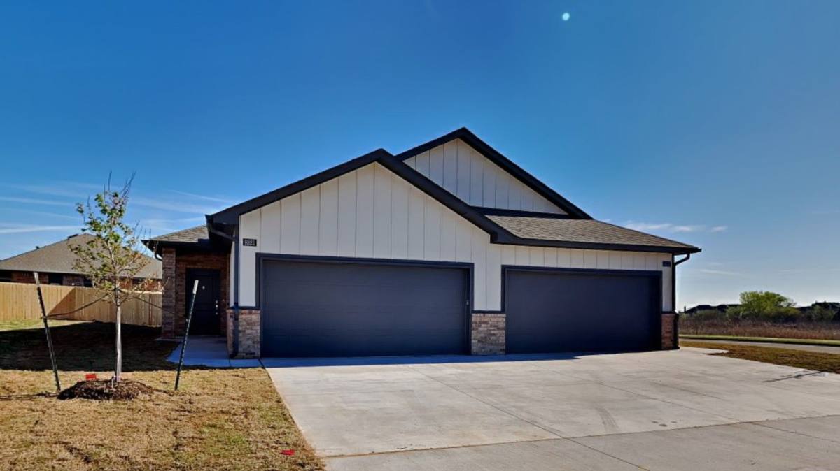 House for rent at 9308 NW 125th St, Yukon, OK 73099