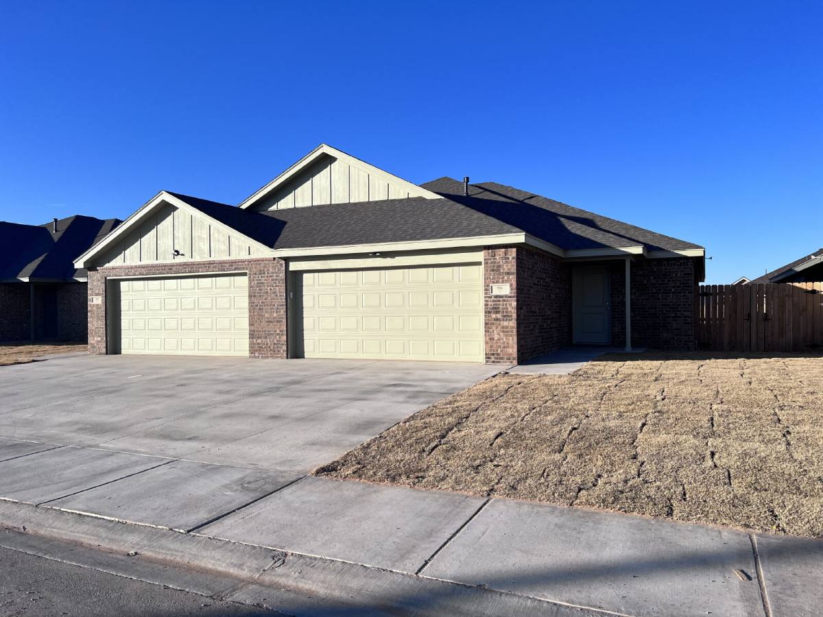 Townhouse for rent at 5506 122nd St #A, Lubbock, TX 79424