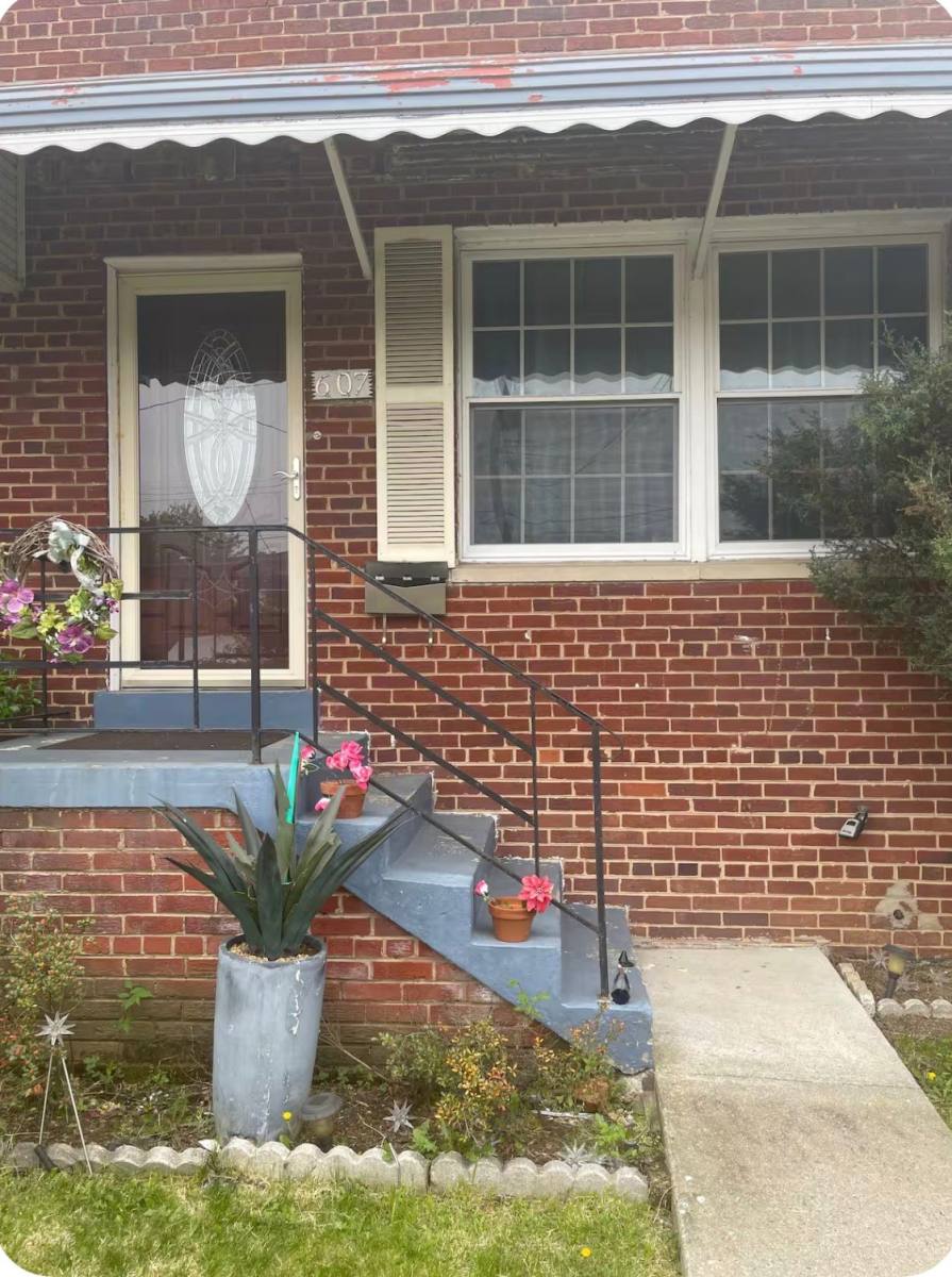 Townhouse for rent at 607 Jefferson St NE, Washington, DC 20011