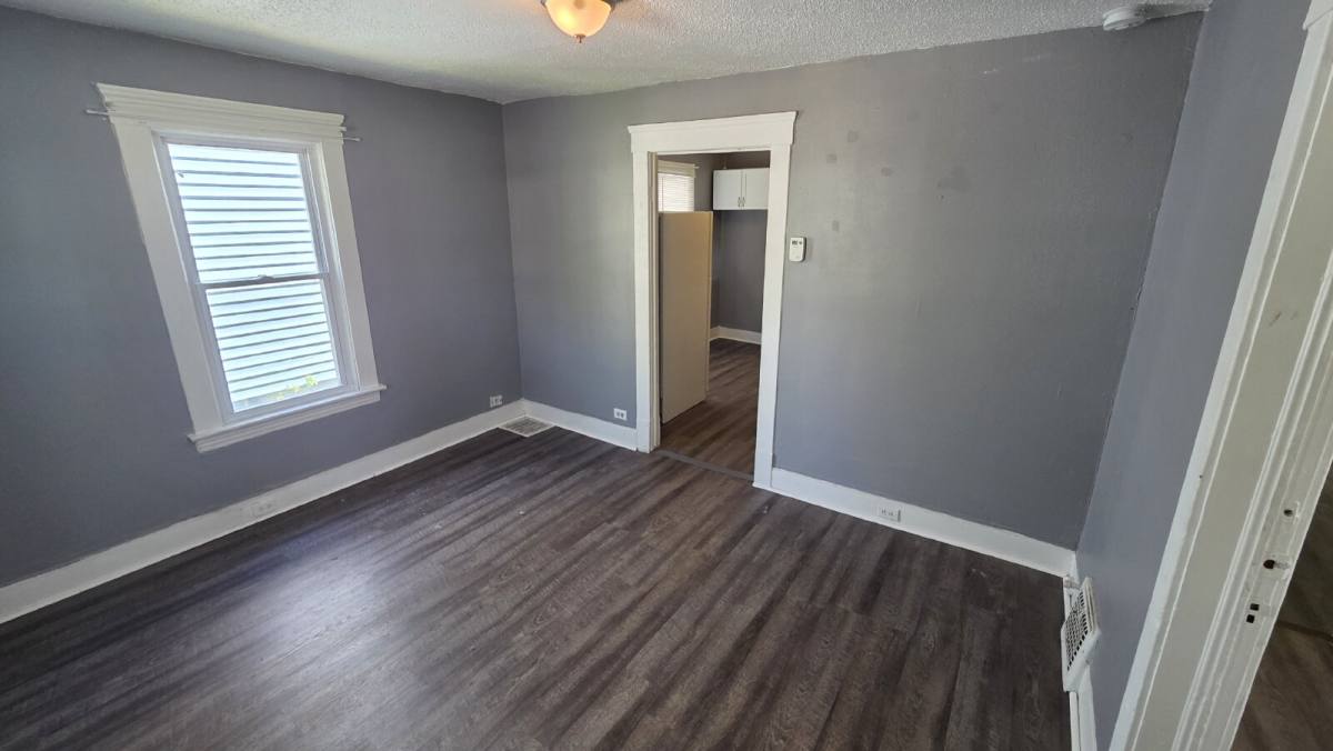 Townhouse for rent at 381 E 165th St Down, Cleveland, OH 44110