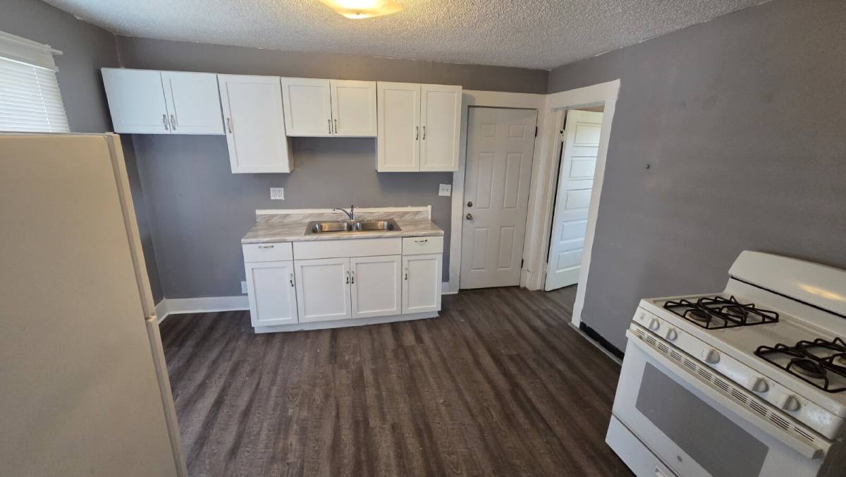 Townhouse for rent at 381 E 165th St Down, Cleveland, OH 44110