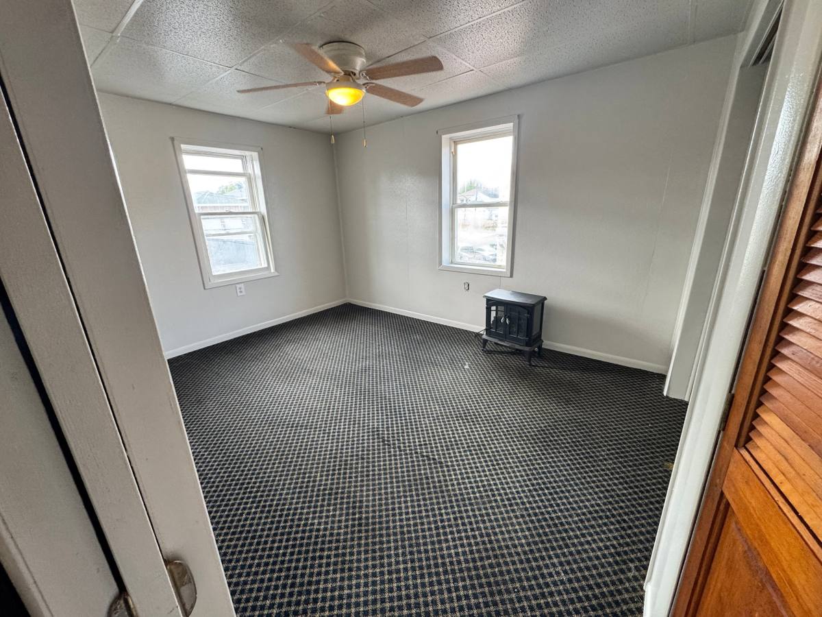 Apartment for rent at 202 S Detroit St 103 W Lafayette St4, Lagrange, IN 46761