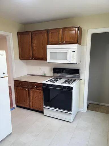House for rent at 4163 Burns, Lincoln Park, MI 48146