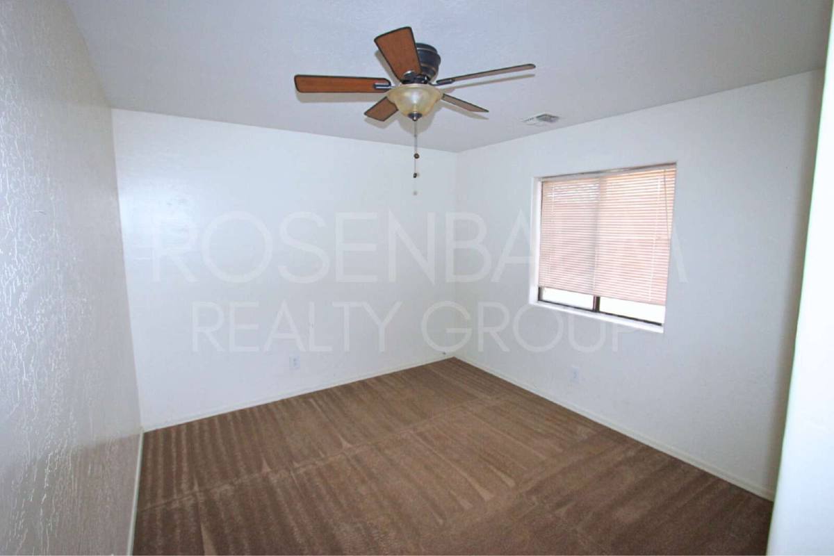 Townhouse for rent at 15588 S Yava Rd #B, Arizona City, AZ 85123