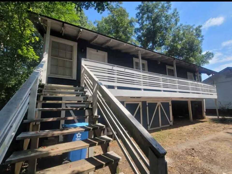 Apartment for rent at 703 W Houston St #B, Marshall, TX 75670