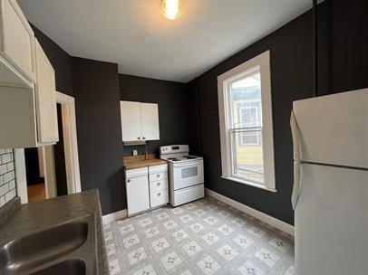 Apartment for rent at 1034 14th Ave SE #1, Minneapolis, MN 55414