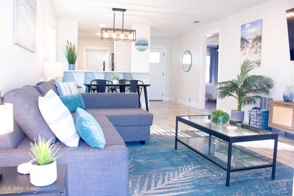 Apartment for rent at 6 Bay Acres Ave, Osprey, FL 34229