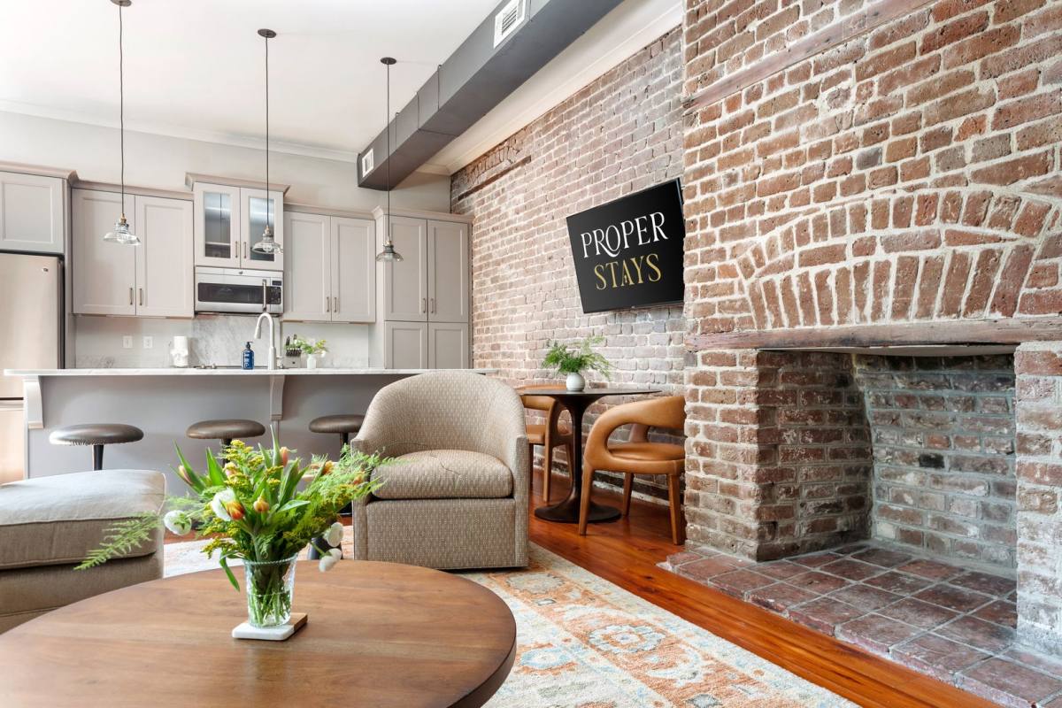 Apartment for rent at 184 E Bay St #201, Charleston, SC 29401