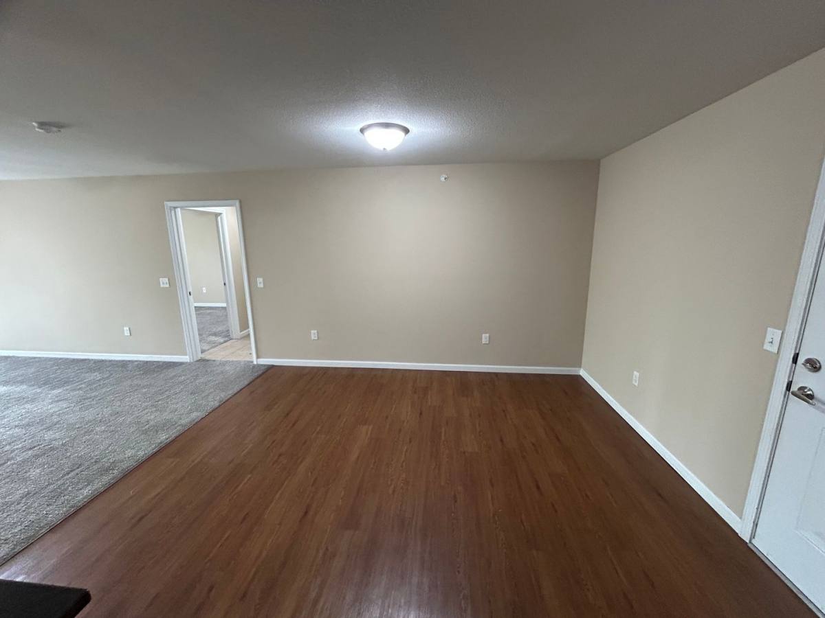 Apartment for rent at 600 E Ficklin St, Tuscola, IL 61953