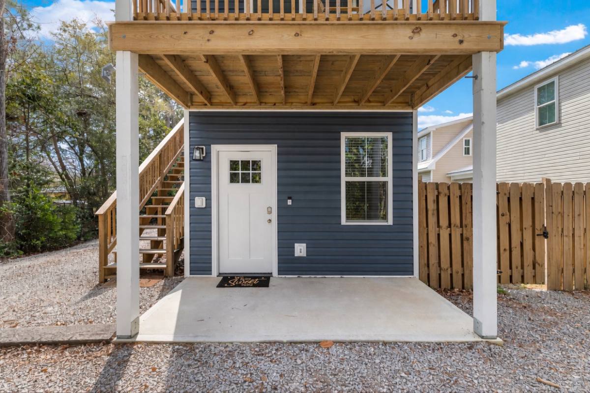 Apartment for rent at 5069 Peachtree Ave #A, Wilmington, NC 28403
