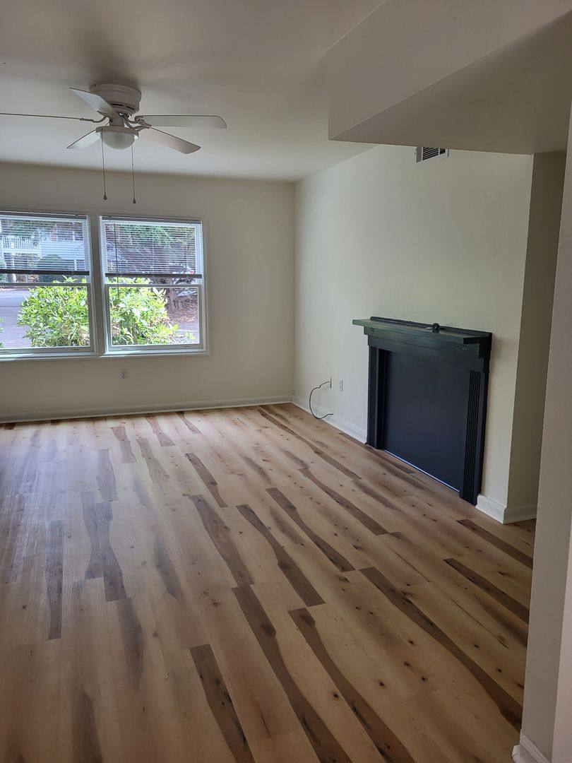 Apartment for rent at 101 Mark Twain Circle, Athens, GA 30605