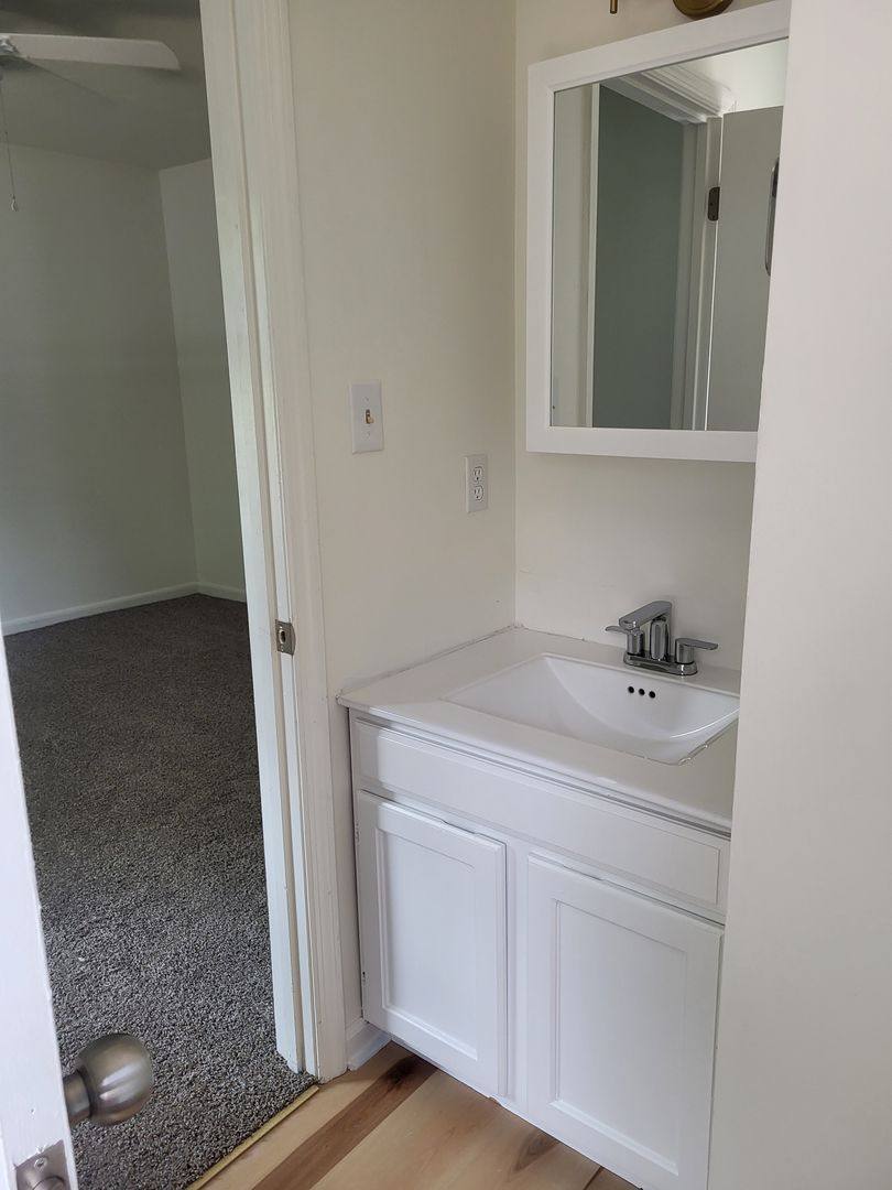 Apartment for rent at 101 Mark Twain Circle, Athens, GA 30605