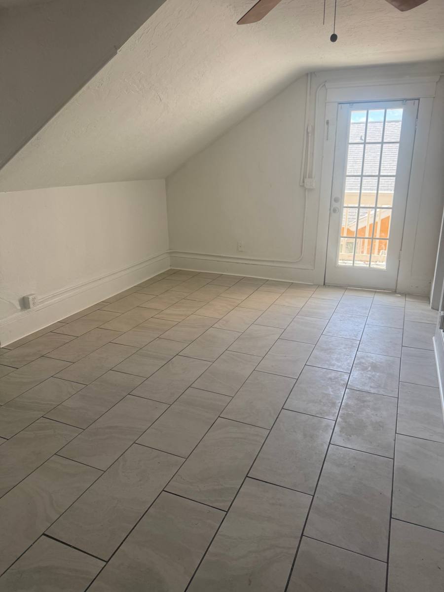 Apartment for rent at 19 S Hollywood Ave #4, Daytona Beach, FL 32118