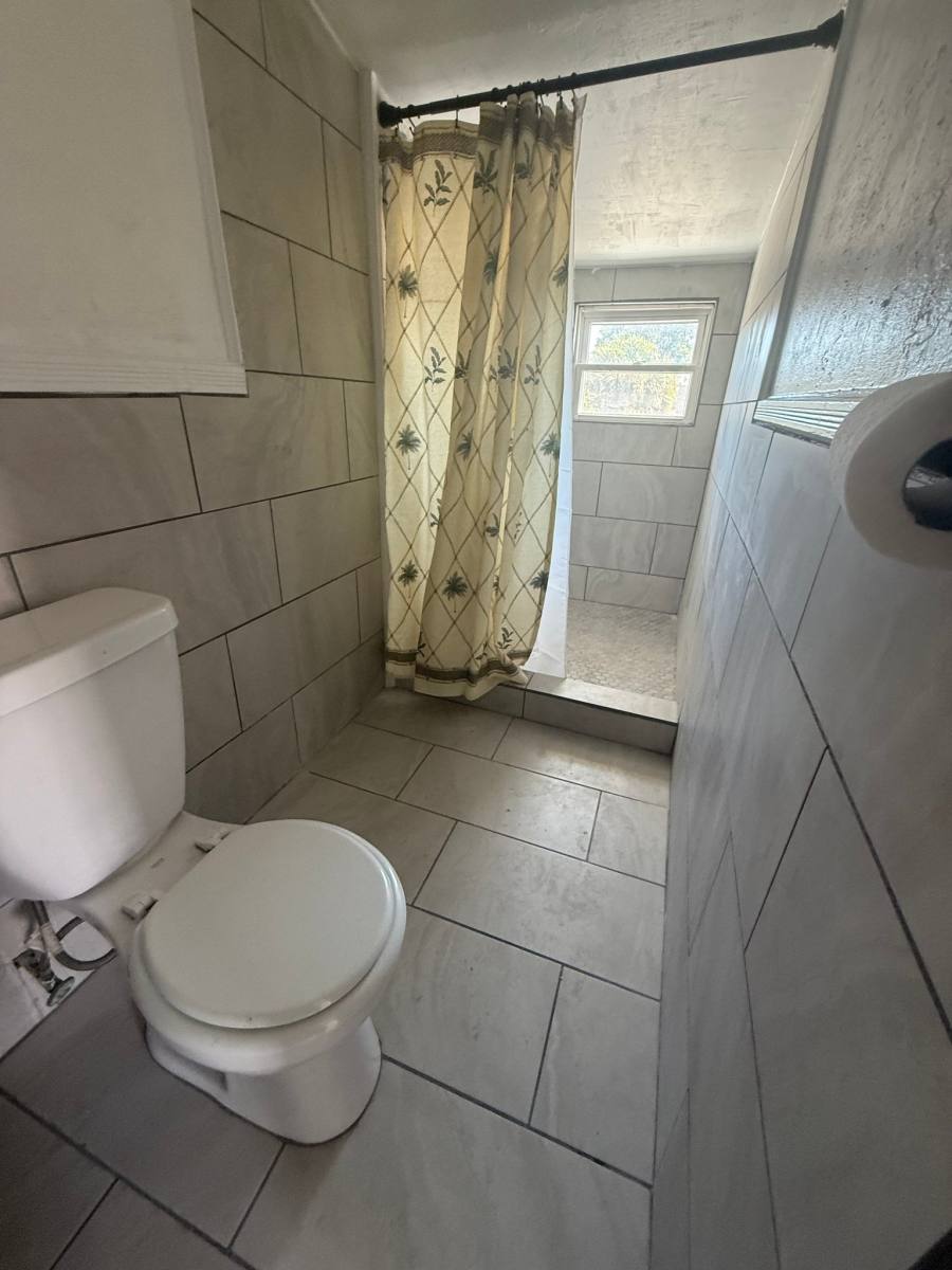 Apartment for rent at 19 S Hollywood Ave #4, Daytona Beach, FL 32118