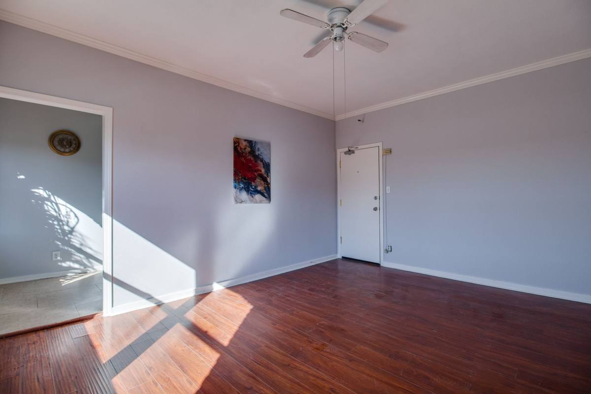 Apartment for rent at 730 S Catalina St #1, Los Angeles, CA 90005