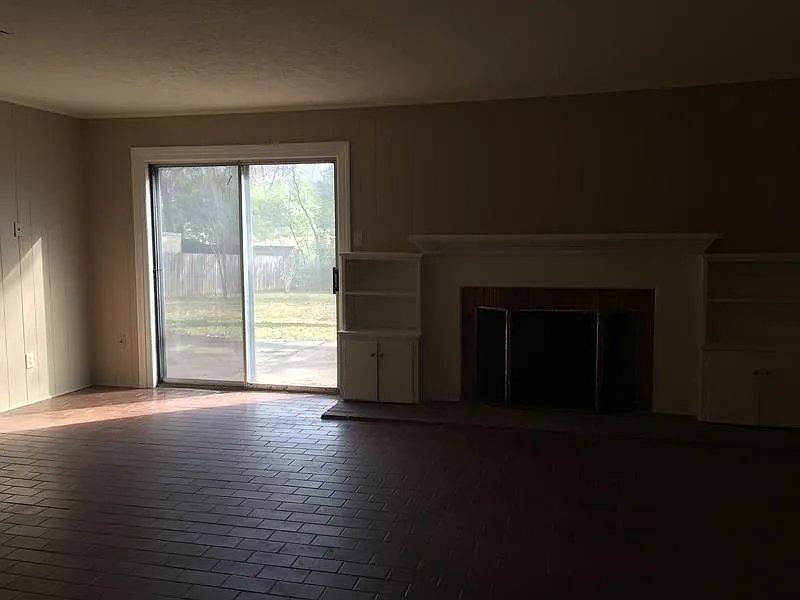 House for rent at 1912 Sunshine Square, Longview, TX 75601