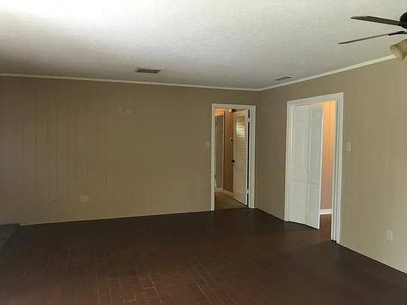 House for rent at 1912 Sunshine Square, Longview, TX 75601