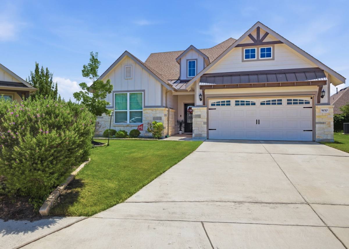 House for rent at 9010 Canopy Bend, Schertz, TX 78154