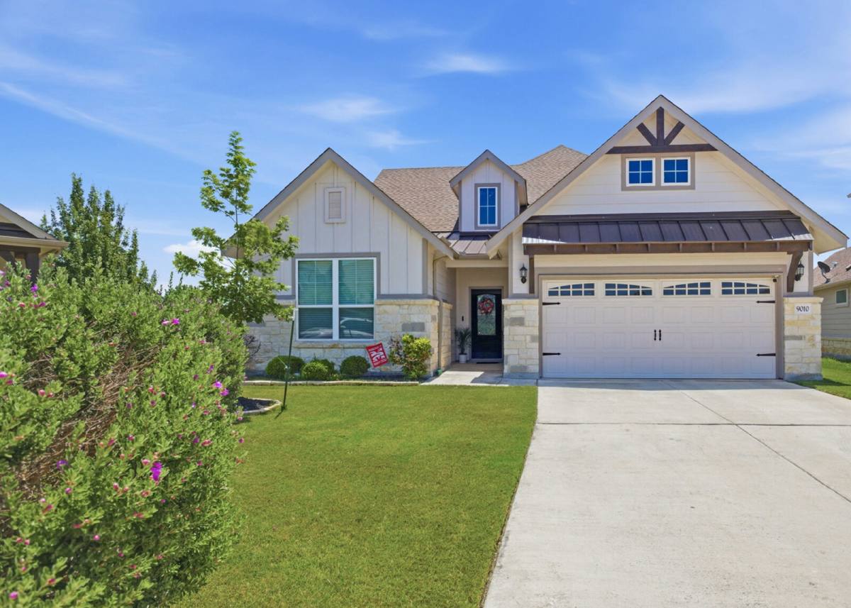 House for rent at 9010 Canopy Bend, Schertz, TX 78154