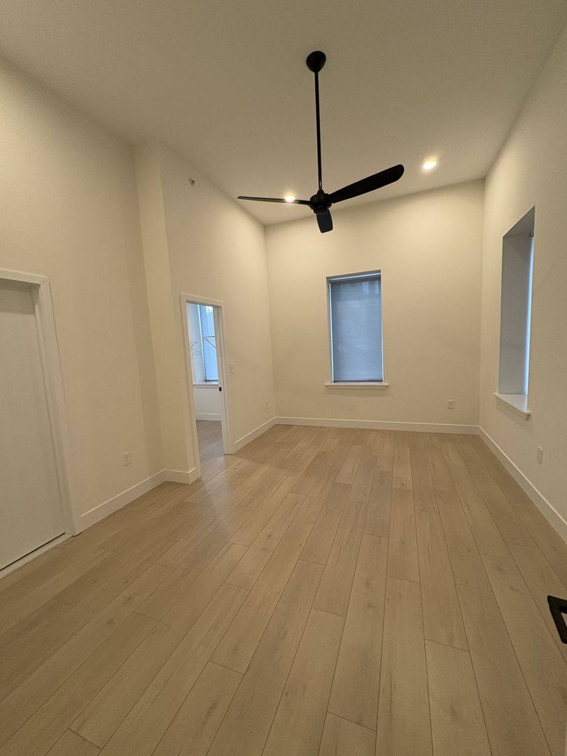 Apartment for rent at 611 S Fagley St, Baltimore, MD 21224