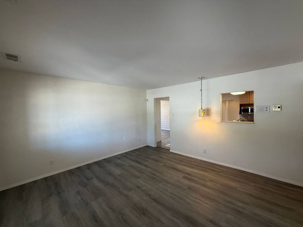 House for rent at 337 Glorieta St NE, Albuquerque, NM 87123