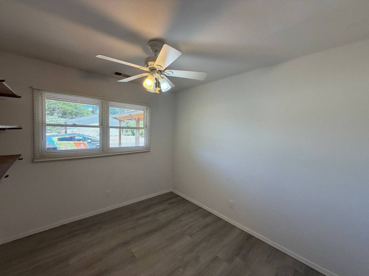 House for rent at 337 Glorieta St NE, Albuquerque, NM 87123