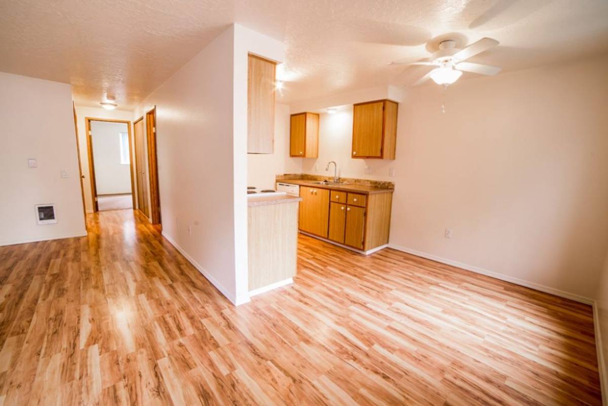 Apartment for rent at 600 Lockhaven Dr NE, Salem, OR 97303