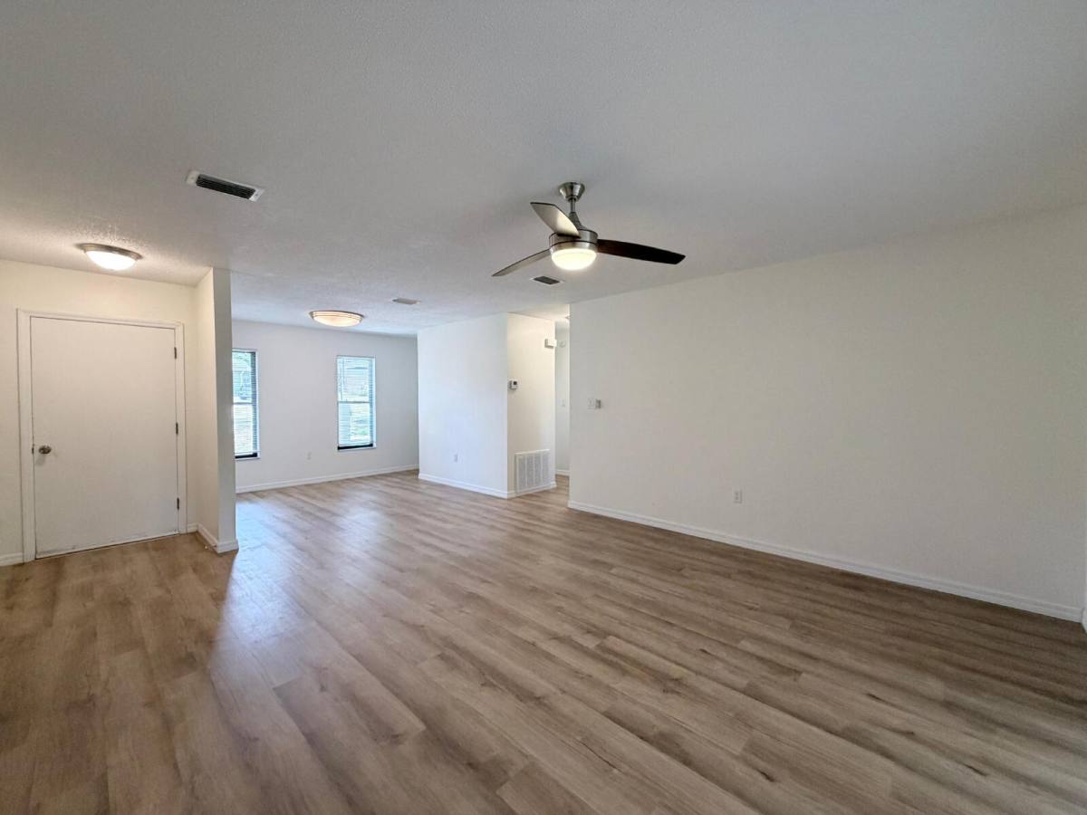 House for rent at 11 Bahia Court Loop, Ocala, FL 34472
