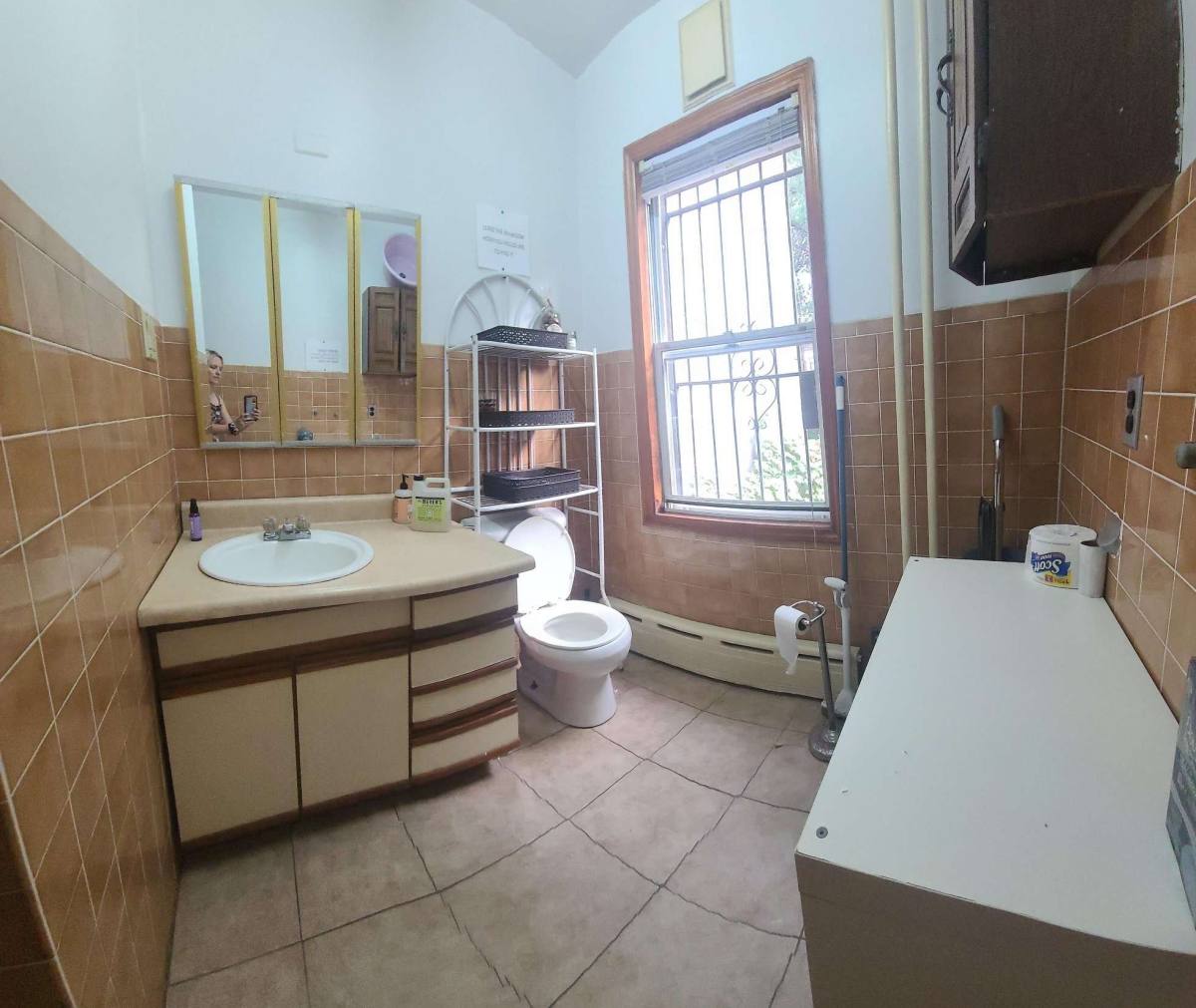 Apartment for rent at 122 India St #4 A, Brooklyn, NY 11222