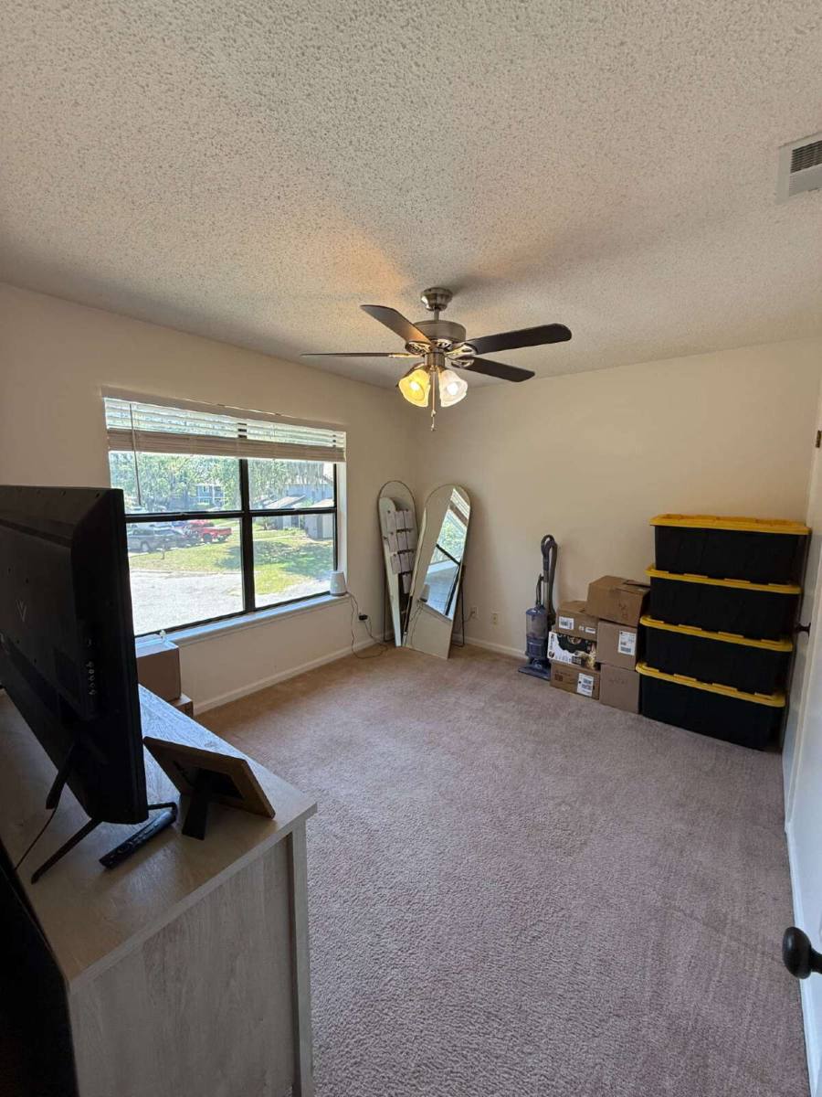 Townhouse for rent at 11 Battery Lane, Beaufort, SC 29902
