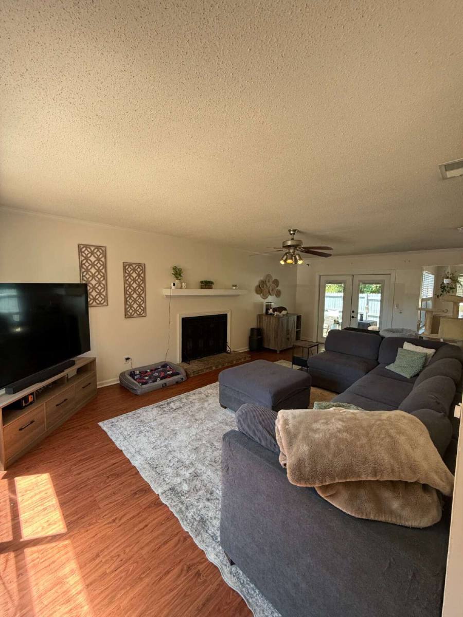 Townhouse for rent at 11 Battery Lane, Beaufort, SC 29902