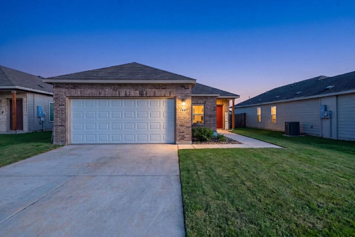 House for rent at 7663 Stud Dr, Elmendorf, TX 78112