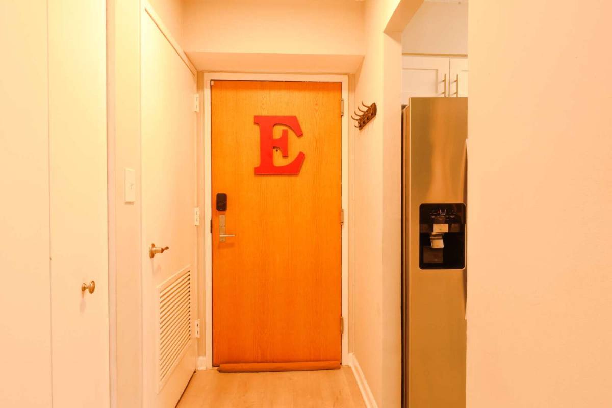 Apartment for rent at 1808 Old Meadow Rd #215, McLean, VA 22102