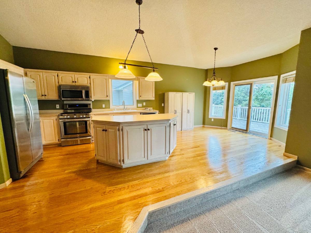 House for rent at 9120 Trotters Lane, Saint Paul, MN 55125