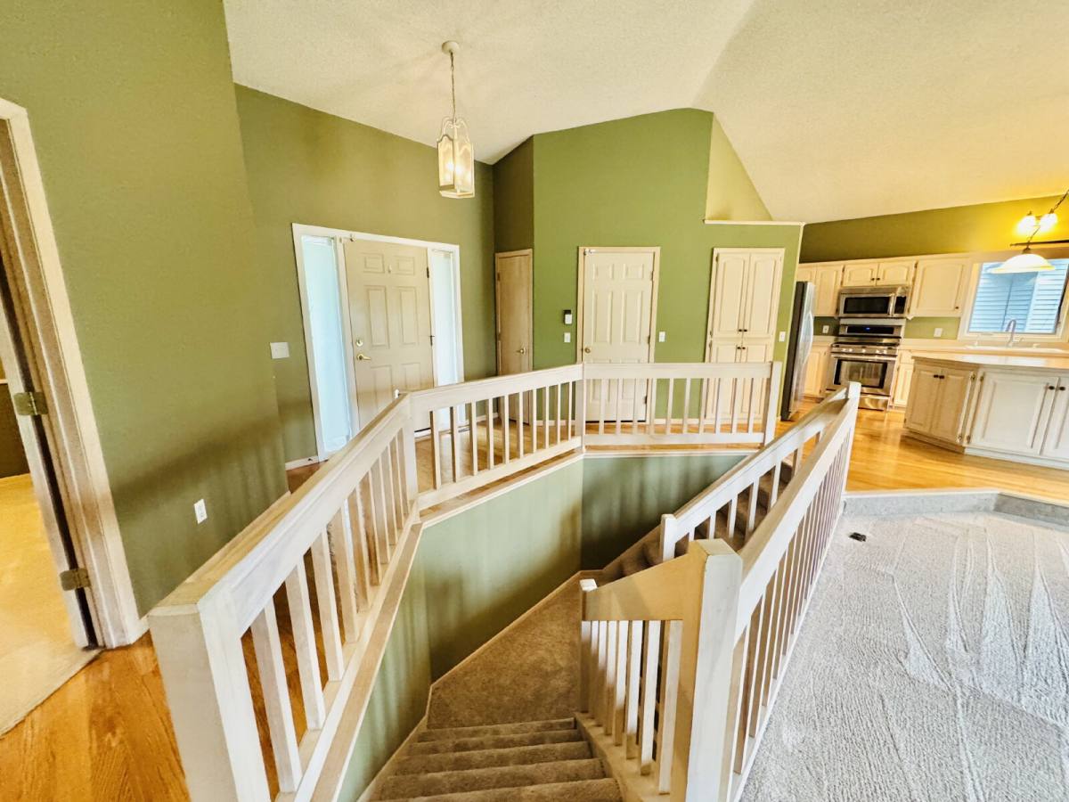House for rent at 9120 Trotters Lane, Saint Paul, MN 55125