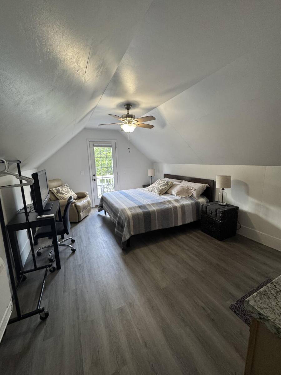 Apartment for rent at 132 County Rd #1026, Valley Head, AL 35989